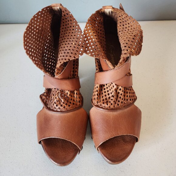 Free People Clog "NEW" - Picture 13 of 16
